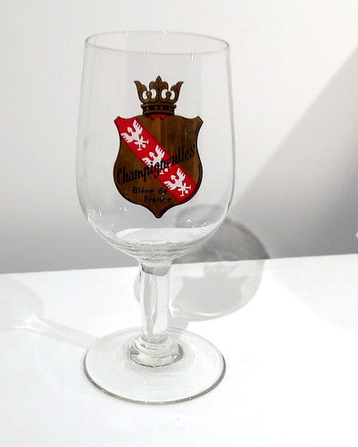 Verre bière sur pied - verre,