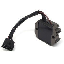 Régulateur de tension pour