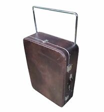 Valise à roulette ancienne -