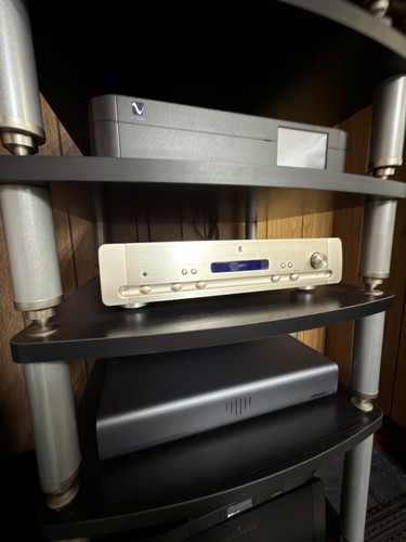 Parasound preamp - parasound,