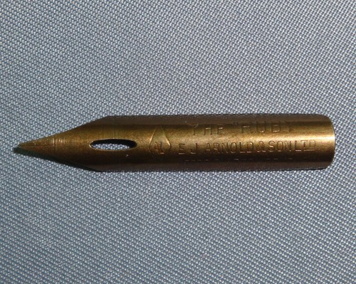 Plume arnold son ltd the - ej,