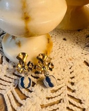 Boucles d'oreilles camée