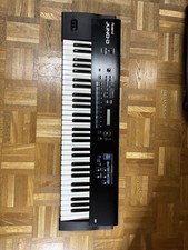 Roland JUNO-D Synthesizer 61-Key Keyboard For Parts/Not Working