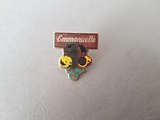 Pin's MUSIC - headphones name "Emmanuelle"
