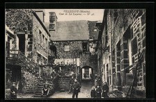 CPA Villedieu, Cour de La
