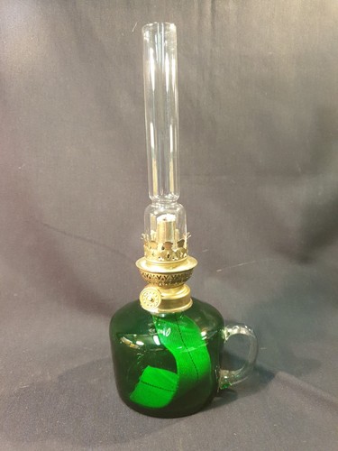 Ancienne lampe pétrole - ancienne, à