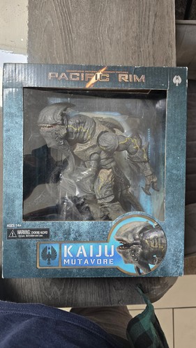 Figurine neca pacific - 🤖,