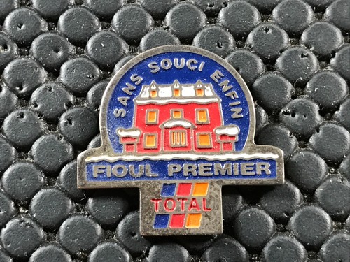 Pins pin badge - fuel, total