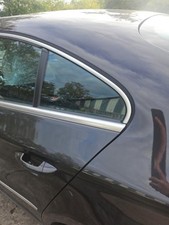 Custode arriere gauche (porte)