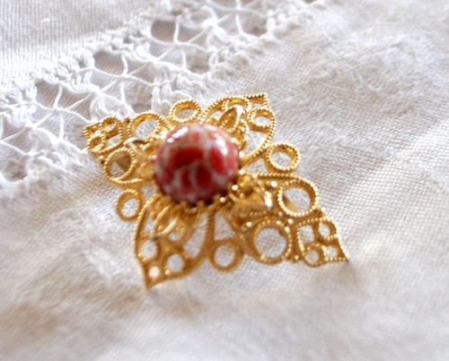 Broche doré vintage - , losange