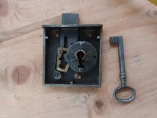 Serrure armoire ou commode