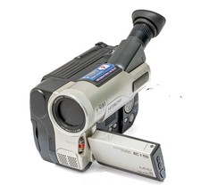 Caméscope analogique Hitachi