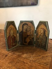 BEAUTIFUL LITTLE RELIGIOUS TRIPTYCH "MARY AND THE CHILD JESUS"