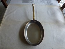 MAGNIFIQUE POELE OVALE EN INOX ET CUIVRE