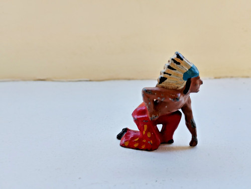 Figurine indien plomb creux - plomb,