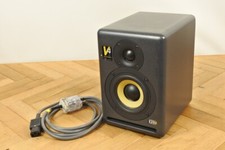 Haut-parleur alimenté par moniteurs de studio bi-amplifiés KRK V4 avec cordon...