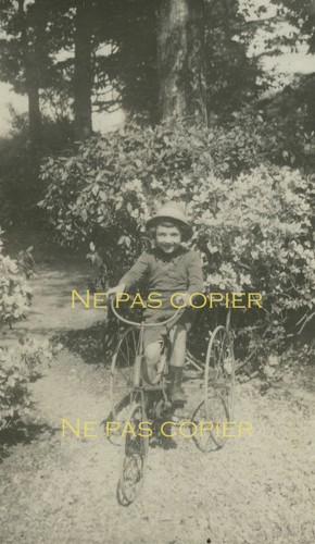 Enfant tricycle 1916 - enfant,