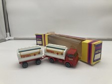 Champion Métal Camion