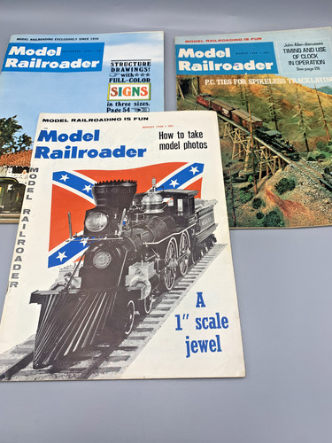 Lot magazines model - 3,