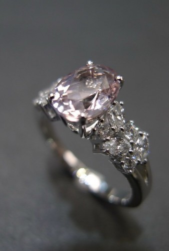 Gracieuse bague alliance - ☆,