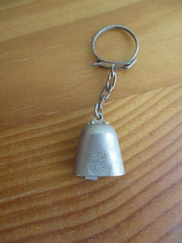 Ancien porte cles - cles, publicitaire