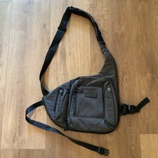 Hedgren Urban Gear Sling Bag Men’s Gray Pockets Adjustable Crossbody