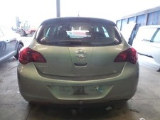 Pare choc arriere OPEL ASTRA J