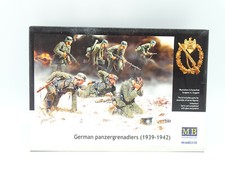 MB Master Box Model 1/35 Military Army - German Panzergrenadiers 1939 42