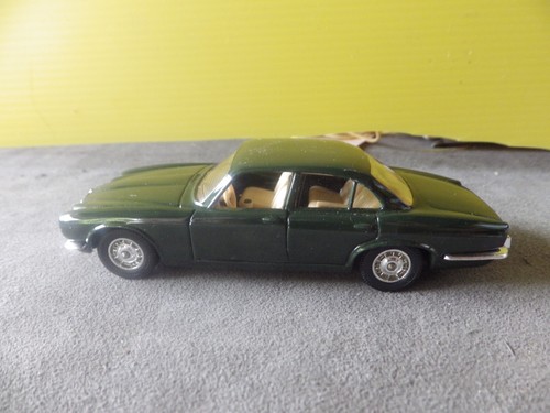 Voiture jaguar berline - jaguar, xj