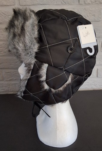 Chapka tissu matelassé noir - tissu,