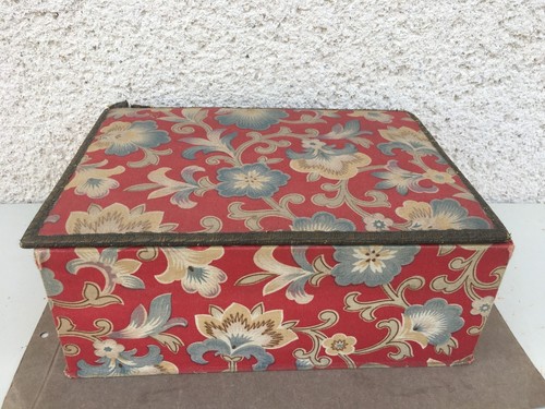 Ancienne boîte couture - boîte, /
