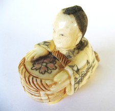 ?VTG Netsuke Carved LADY With Basket Resin  Himotoshi - Holes Signed
