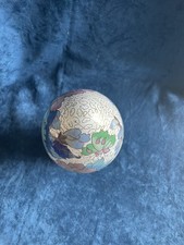 Joli ancien œuf - , laiton
