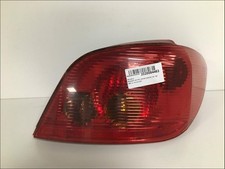 Feu arriere principal droit