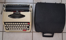 MACHINE à ECRIRE - avec sa