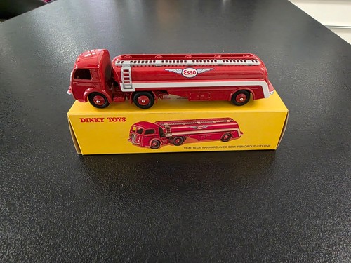 Dinky toys atlas panhard - toys,