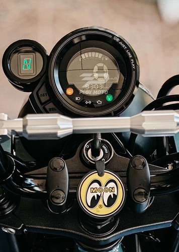 Plug play gear indicator - indicator, for