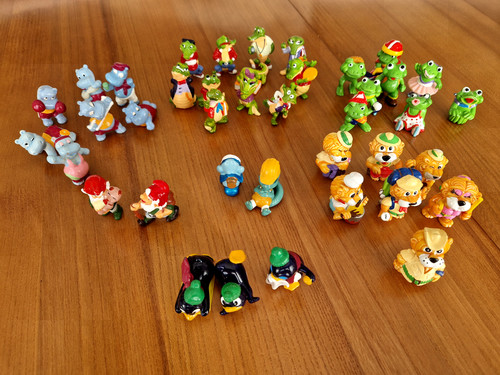 Lot figurines ferrero - de, 40