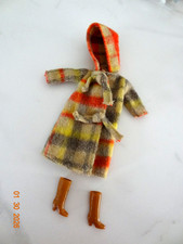 Tressy  Bella : tenue