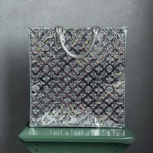 Louis vuitton silver - louis,
