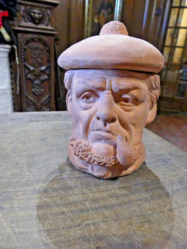 Terracotta tobacco pot early