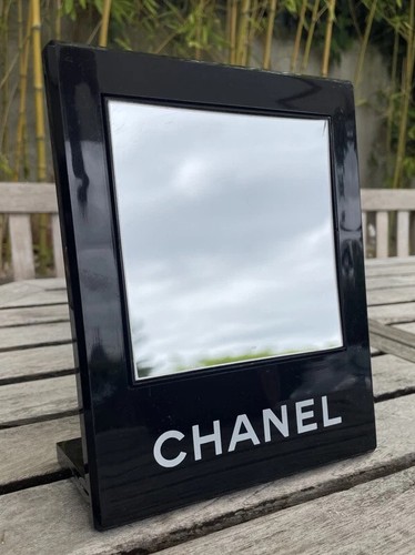 Veritable petit miroir chanel - veritable,