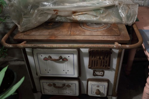 Cuisinière charbon en - À,