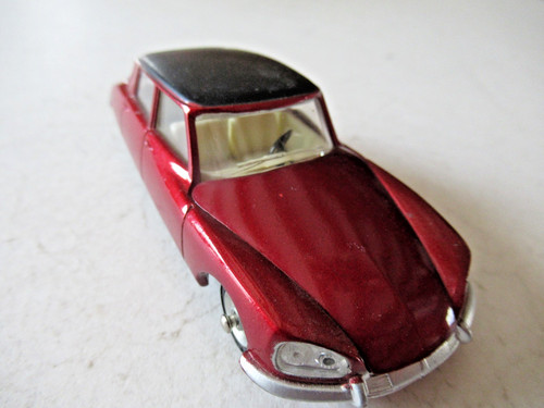 Dinky toys ref 530e citroen - 530e, ds