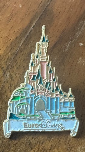 Pin eurodisney le château - le,