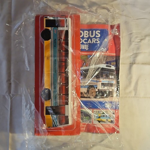 Autobus autocars monde - &,