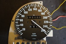 OEM BMW E24 Euro Speedometer Speedo 260KPH E23 635csi 62121380415