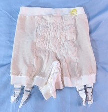 VTG PETER PAN LITTLE EGYPT Panties Girdle w/Garters Closed Gusset STRETCHY sz L