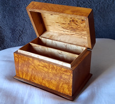 ancienne boite à jeux de