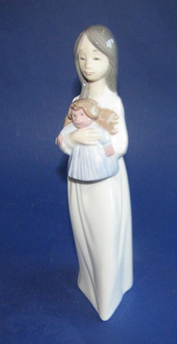 Jeune fille porcelaine - jeune,
